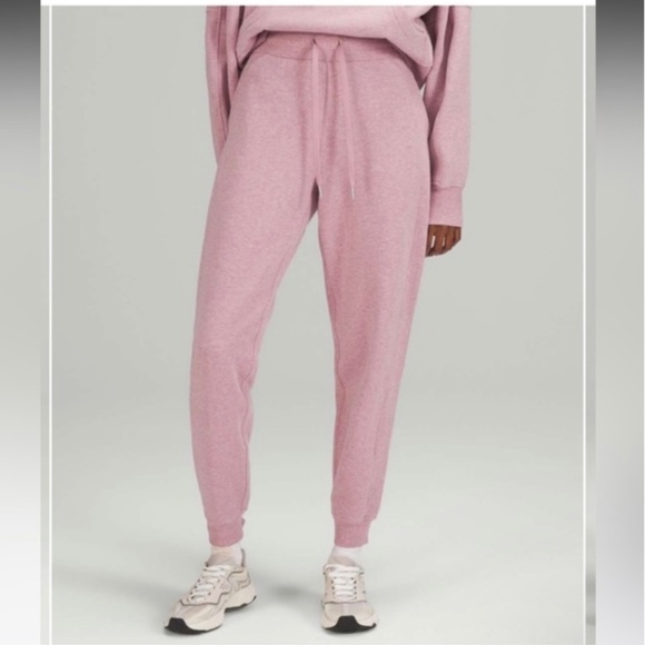Lululemon Scuba High-Rise Jogger / Heathered Pink Taupe - Picture 1 of 3
